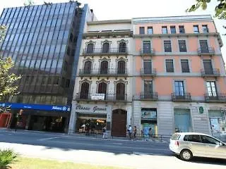 Central Suites *